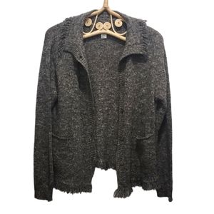 Chicos's gray sweater fringe at hems size 1